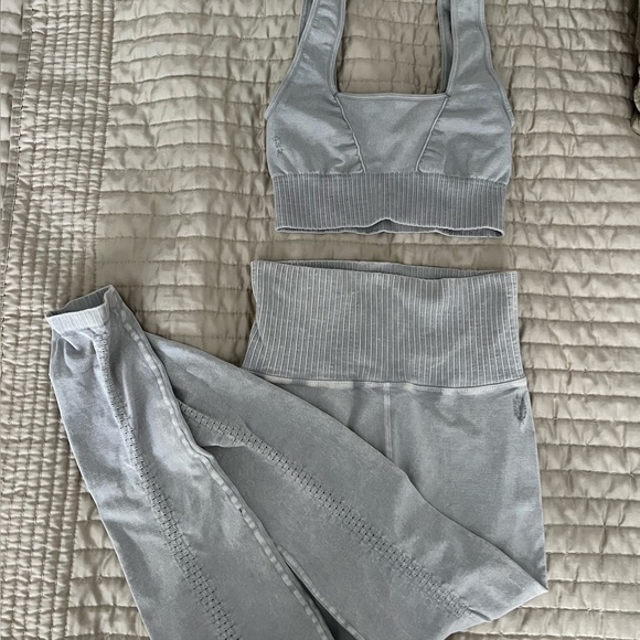 Free People Movement Grey High Waisted Leggings and Movement Bra SET XS/S - Picture 5 of 15